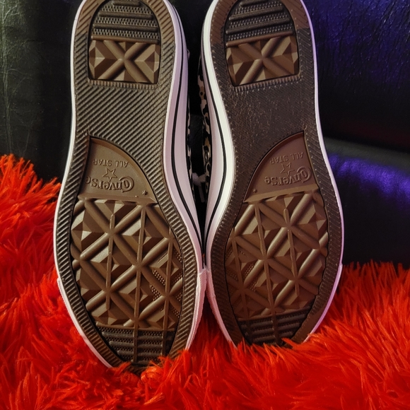 Leopard printed converse - Picture 2 of 4